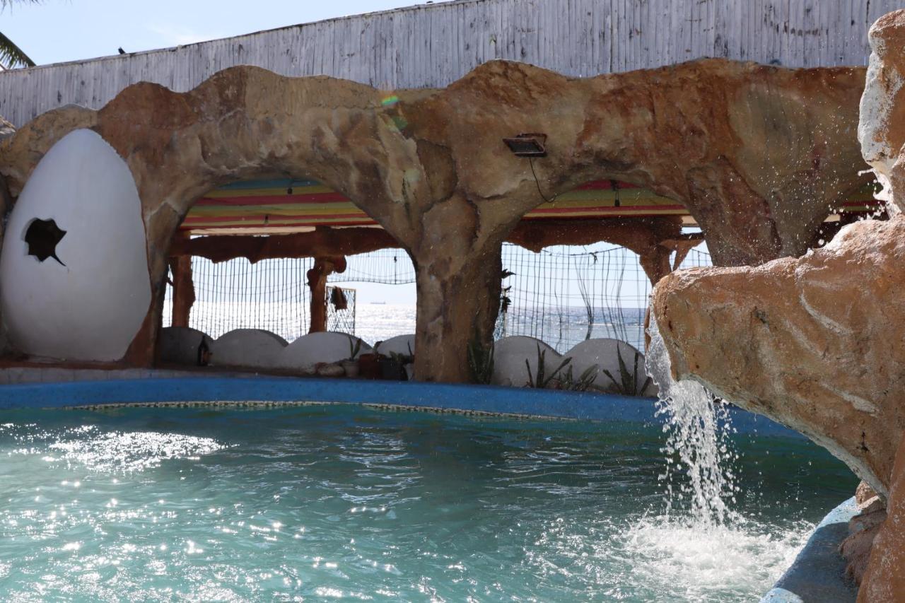 Belle'S Beach Resort Bolinao 外观 照片