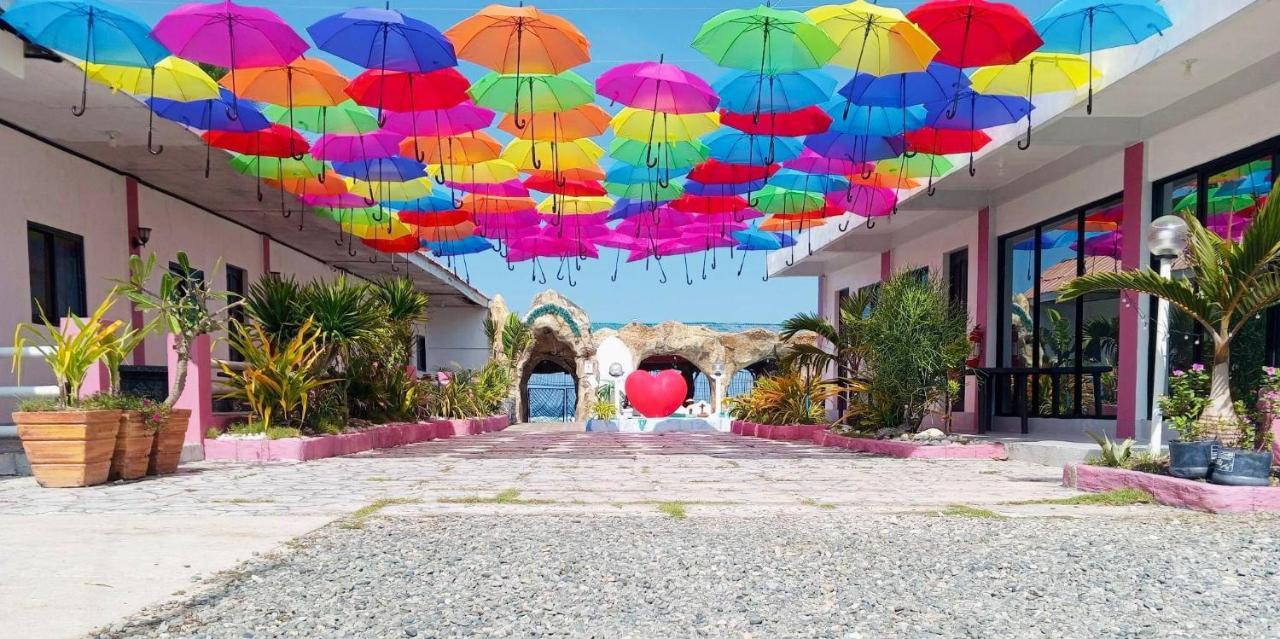 Belle'S Beach Resort Bolinao 外观 照片